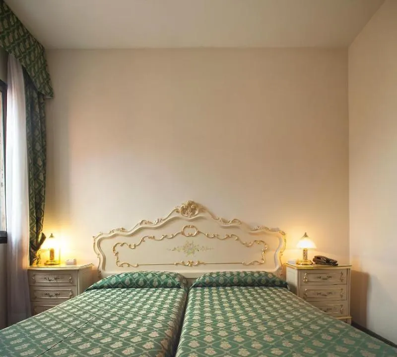 Appartamenti Commercio Venecia Italia
